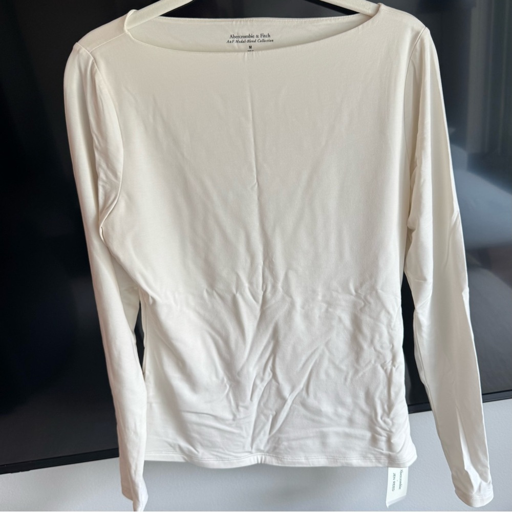 Abercrombie & Fitch Women's White Long Sleeve Boat Neck Blouse NWT